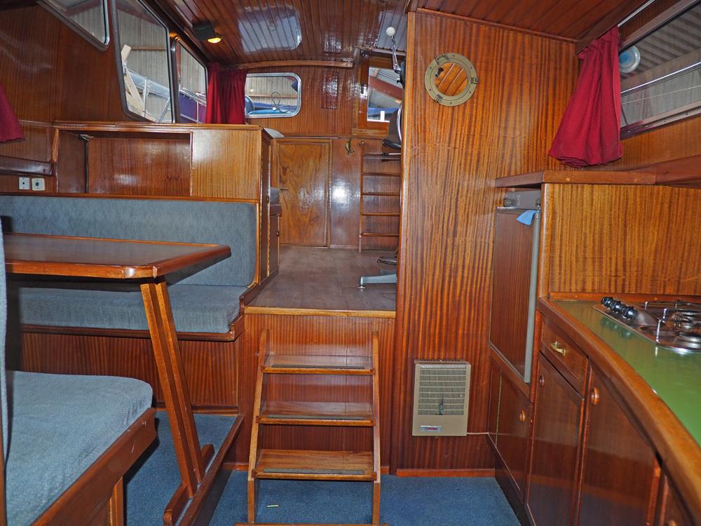 Fore ship, Accommodation